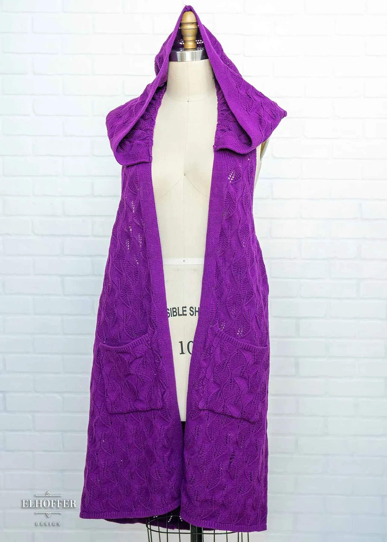 Elven Rogue Hooded Vest - Underdark Plum