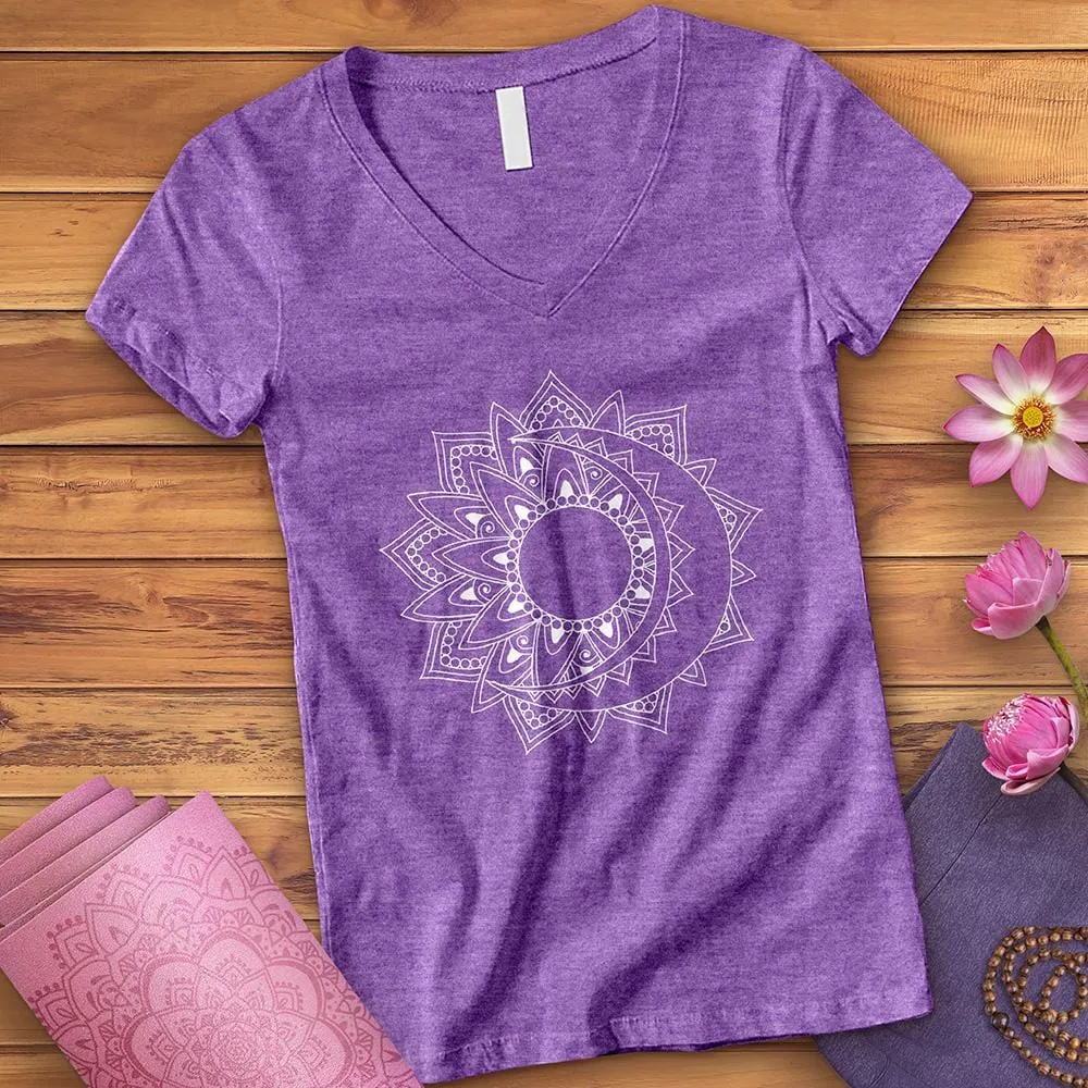 Henna Sun Burst V-Neck