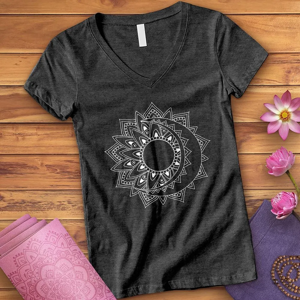 Henna Sun Burst V-Neck