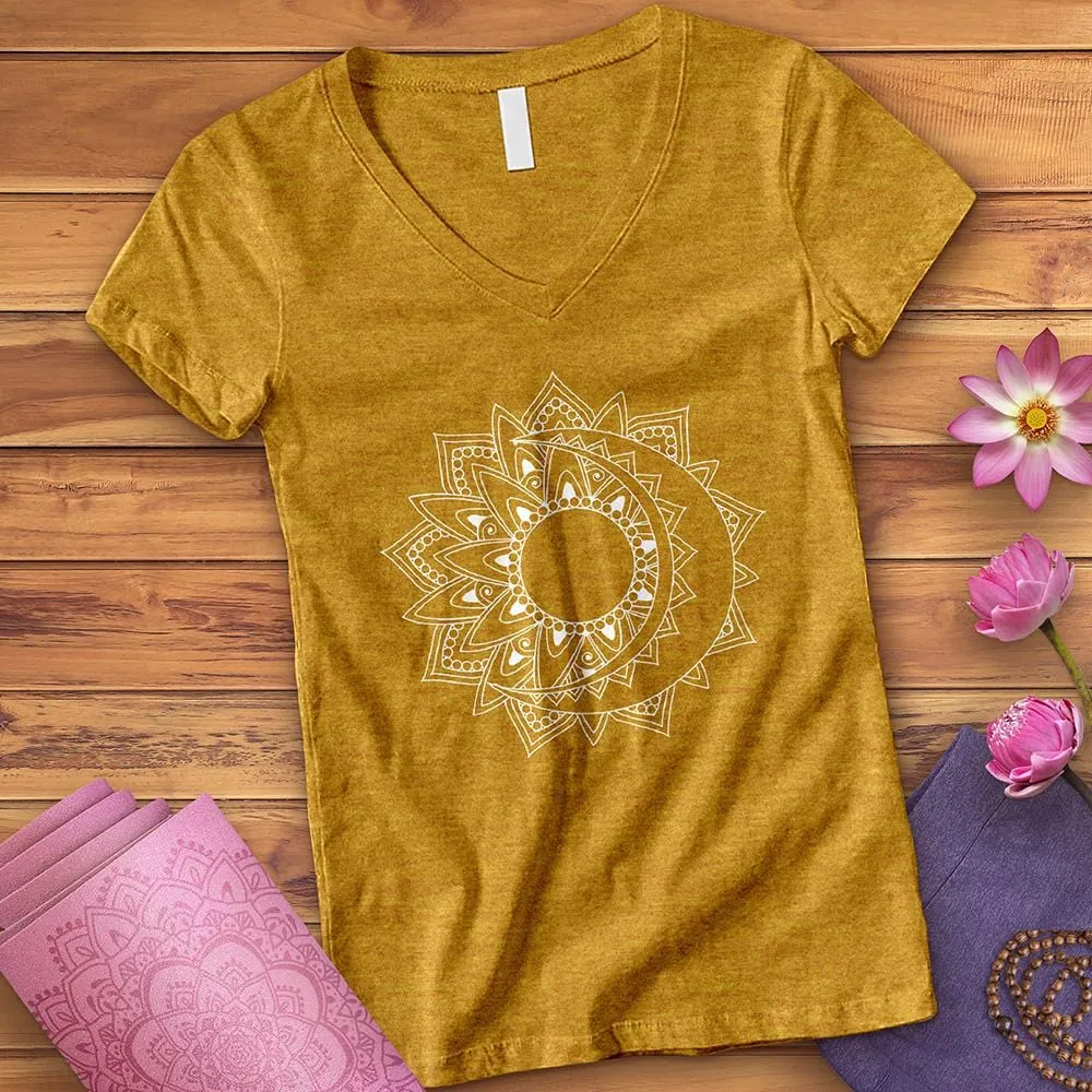 Henna Sun Burst V-Neck