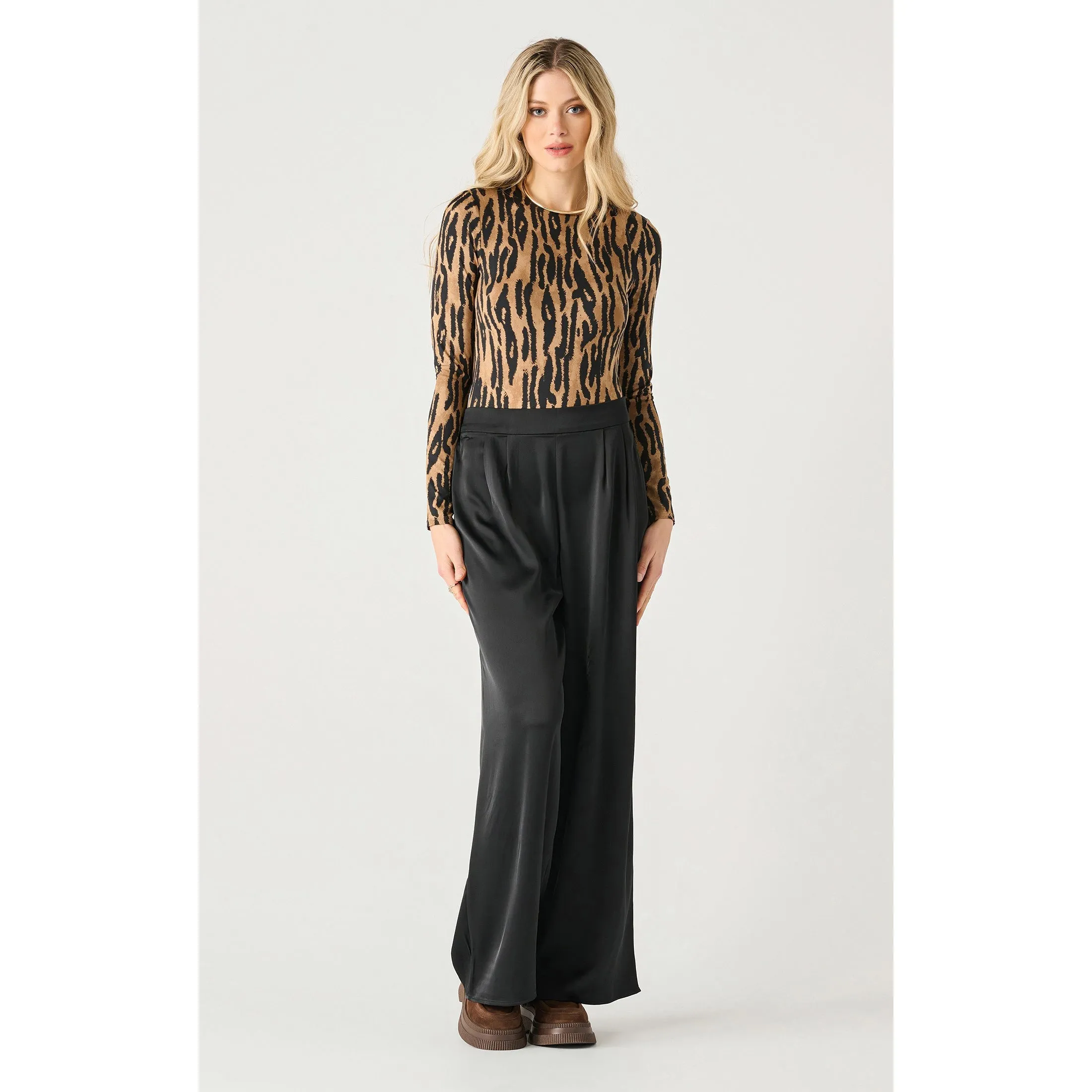 HIGH WAISTED SATIN WIDE LEG PANT