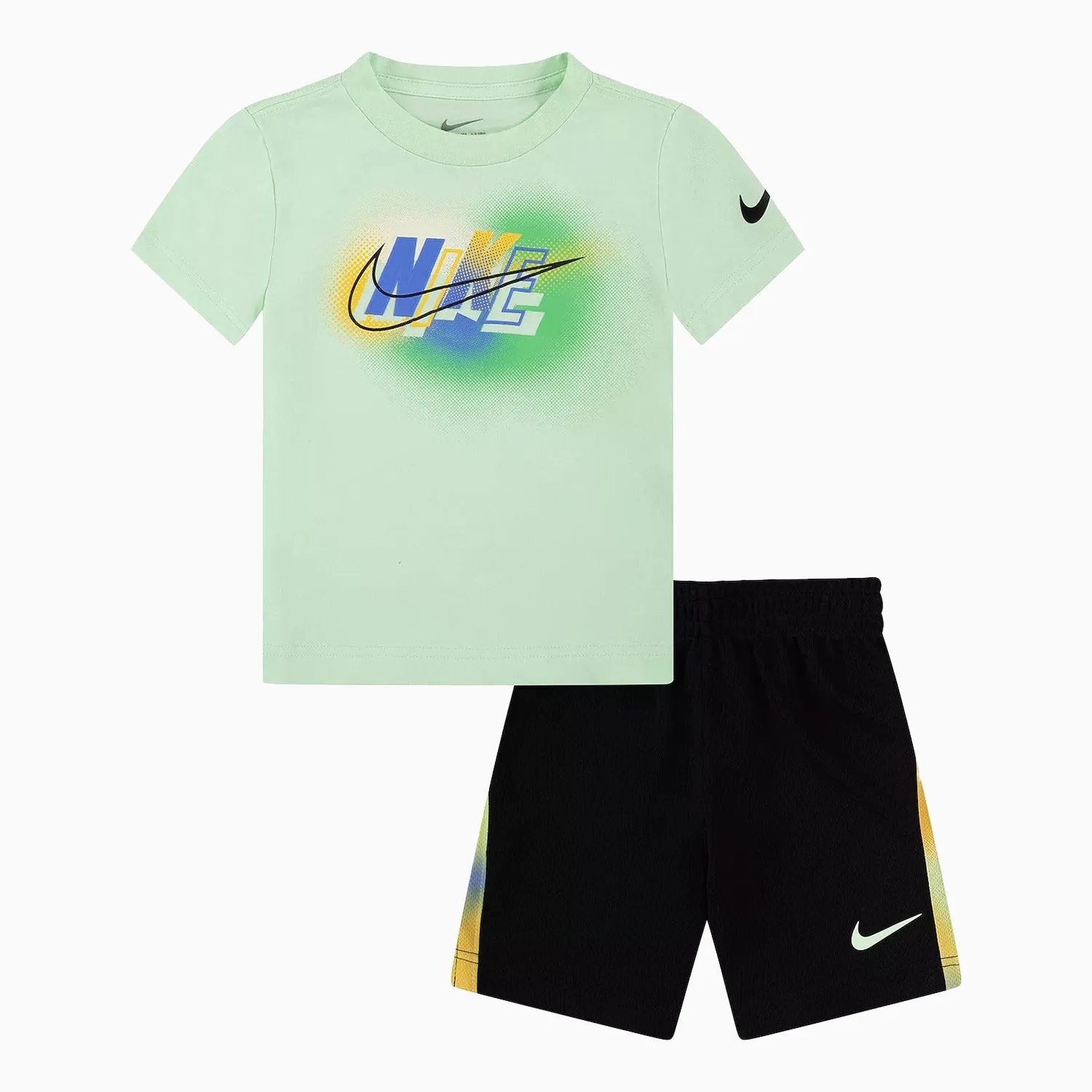 Kid's Sportswear Graphic T-Shirt And Mesh Shorts Outfit