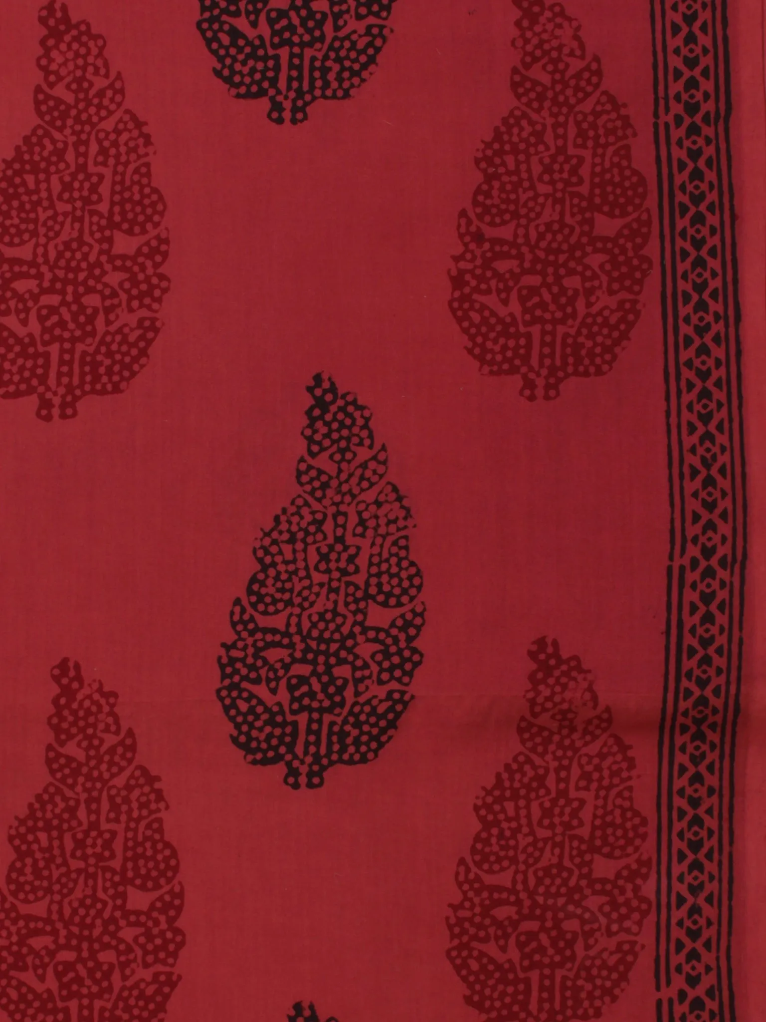 Magenta Pink Red Black Bagh Printed Cotton Fabric Per Meter - F005F2090