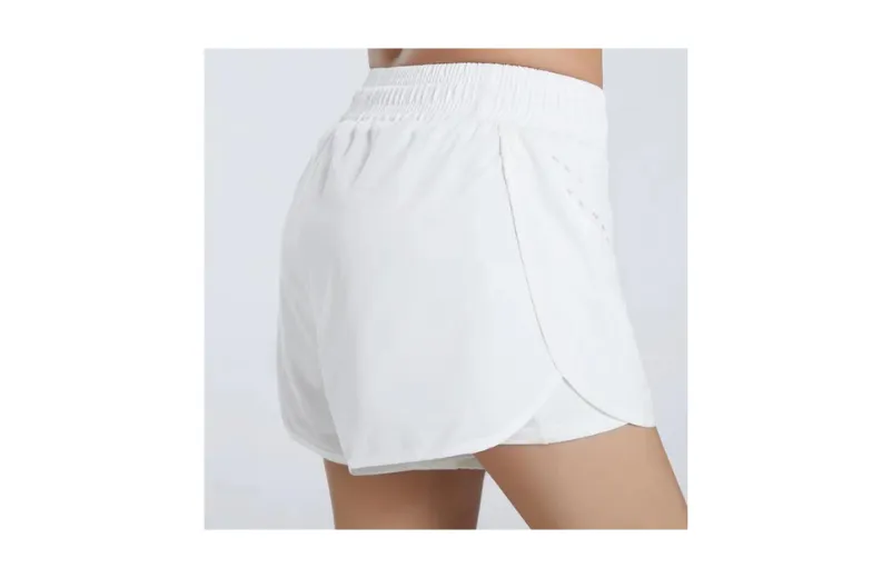 Sweat-absorbent and breathable double layer sports three-quarter shorts for women