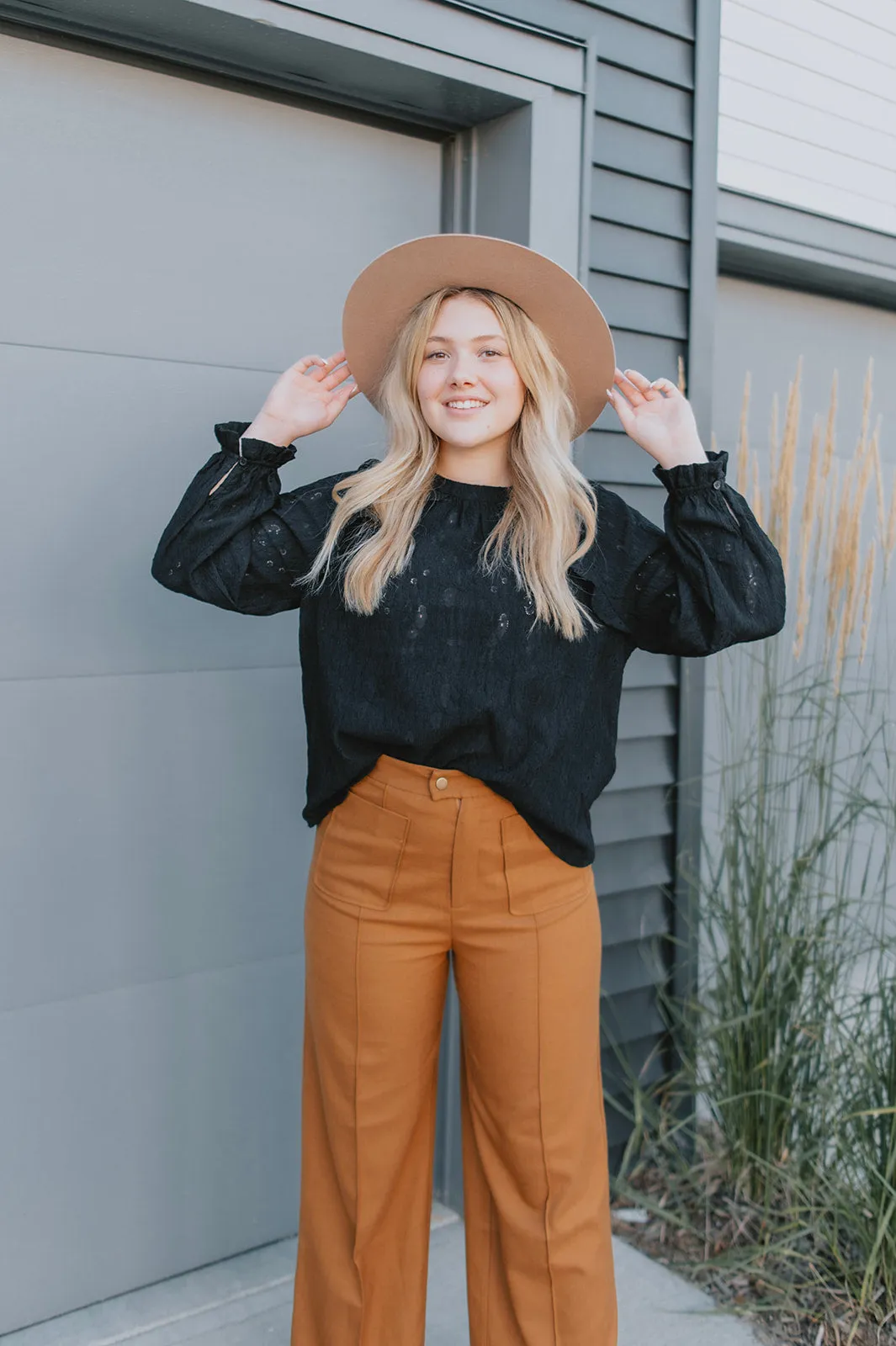 The Elora Trouser - Mustard