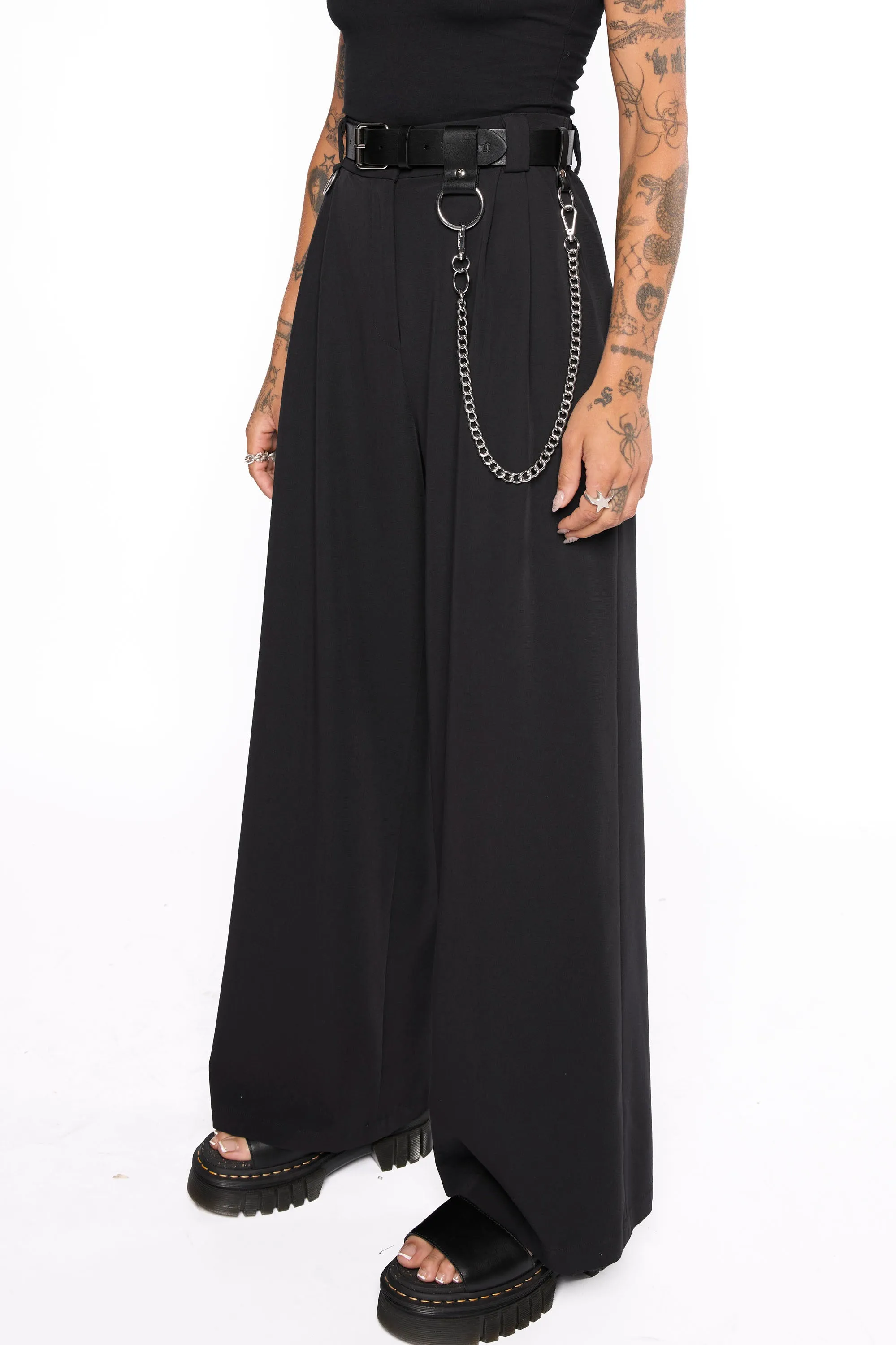 Unchained Wide Leg O-Ring Trousers